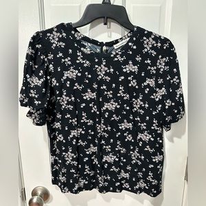 Abercrombie & Fitch flower blouse